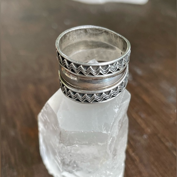 Vintage 90’s Sterling Silver Chunky Ring Size 5 3/4 - Picture 5 of 14